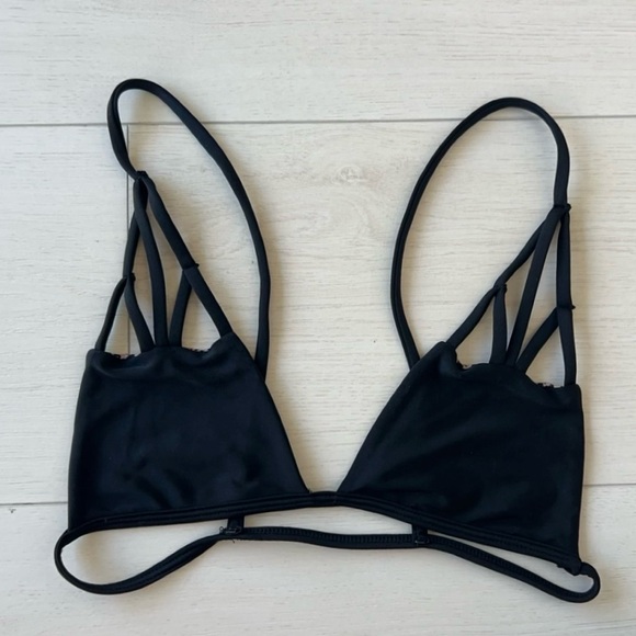 Acacia Swim Bundle - Veneto and Santorini Tops. Both Black Size Small. EUC. - Picture 5 of 8